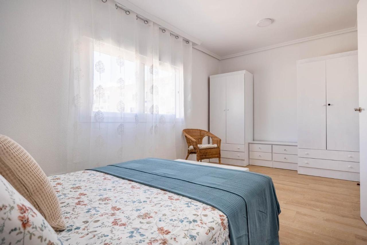 Apartamento Isbilya Севилья Экстерьер фото