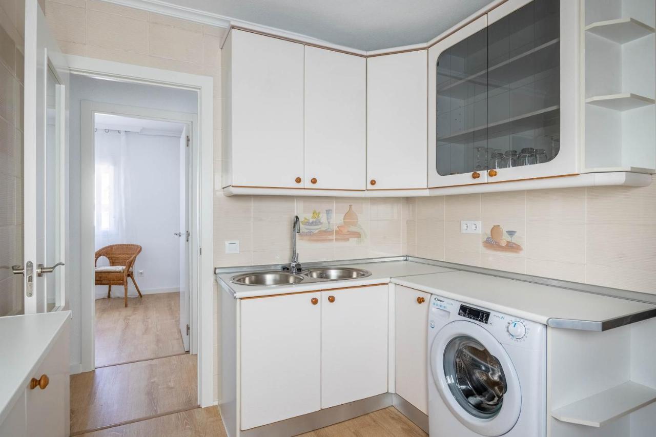 Apartamento Isbilya Севилья Экстерьер фото